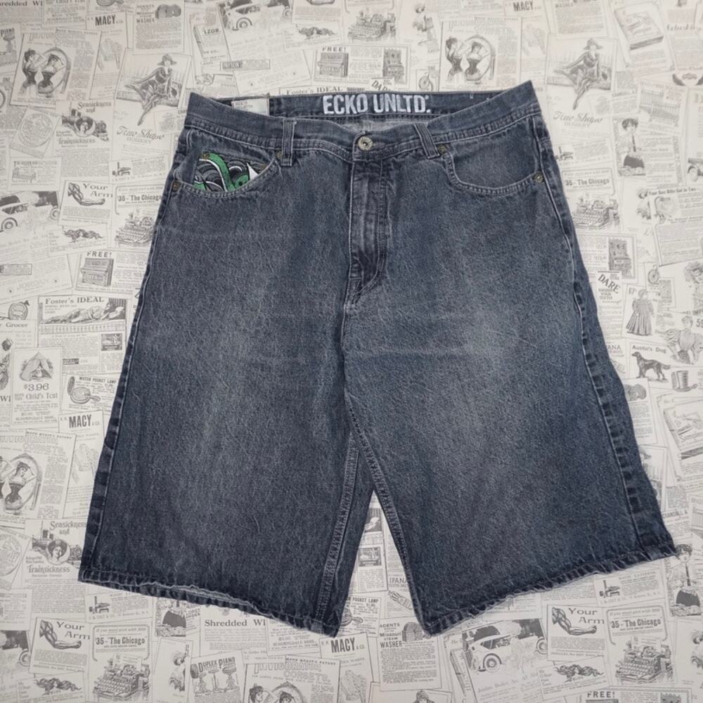 36 - Vintage Y2K Ecko UNLTD denim baggy 00s embroider jorts